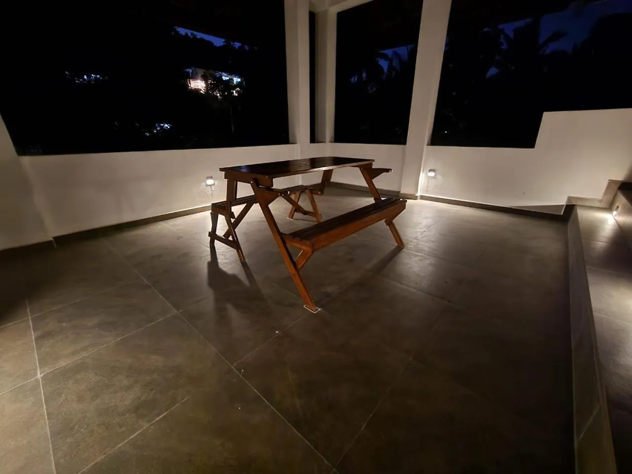 The Train Cottage Kandy - Homestay Hindagala